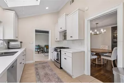 301 26th Street W, Bradenton, FL 34205 - Photo 19