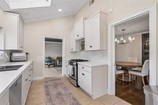 301 26th St W, Bradenton, FL 34205 - Photo 19