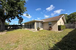 4892 Greencroft Rd, Sarasota, FL 34235 - Photo 33