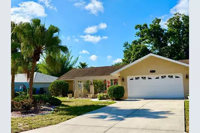 4892 Greencroft Road, Sarasota, FL 34235 - Photo 3