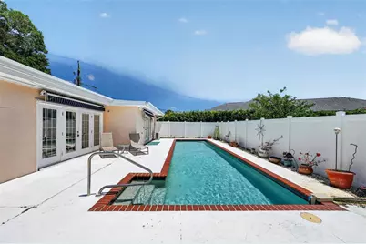 6100 Hollywood Boulevard, Sarasota, FL 34231 - Photo 33