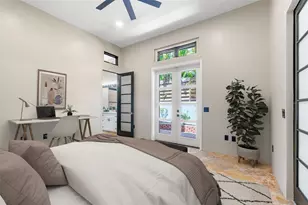 324 Siesta Dr, Sarasota, FL 34242 - Photo 25