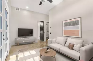 324 Siesta Dr, Sarasota, FL 34242 - Photo 39