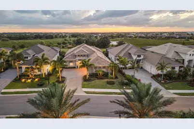 8254 Pavia Way, Lakewood Ranch, FL 34202 - Photo 35