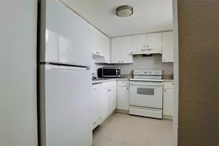 5310 26th Street W, Bradenton, FL 34207 - Photo 9