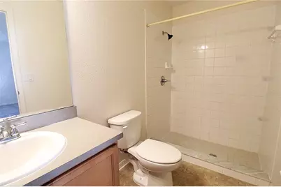2211 11th Avenue E, Palmetto, FL 34221 - Photo 11