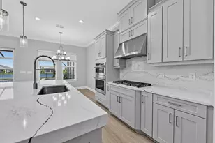 10418 Morning Mist Ln, Sarasota, FL 34241 - Photo 7
