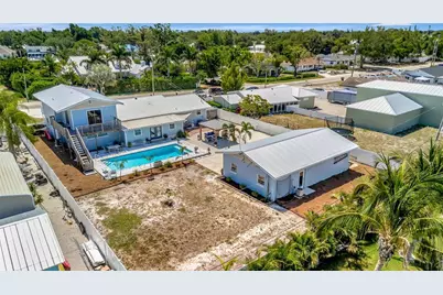 812 59th Street NW, Bradenton, FL 34209 - Photo 5