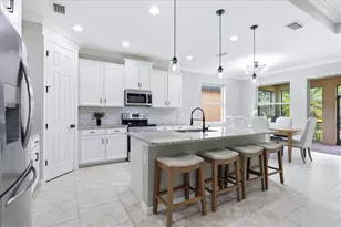 332 Toscavilla Blvd, Nokomis, FL 34275 - Photo 3
