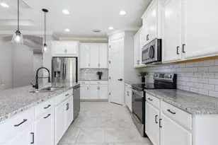 332 Toscavilla Blvd, Nokomis, FL 34275 - Photo 19