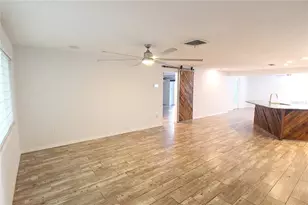5521 Yorkshire Way, Sarasota, FL 34231 - Photo 11