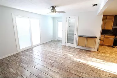 5521 Yorkshire Way, Sarasota, FL 34231 - Photo 17