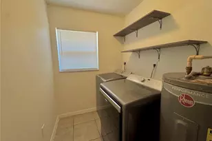 307 27th St E, Palmetto, FL 34221 - Photo 9