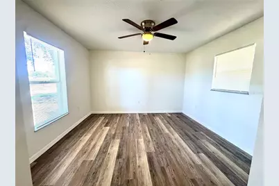 307 27th Street E, Palmetto, FL 34221 - Photo 5