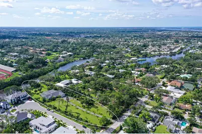 4935 Riverwood Avenue, Sarasota, FL 34231 - Photo 11