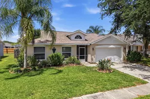 11609 4th Ave E, Bradenton, FL 34212 - Photo 3