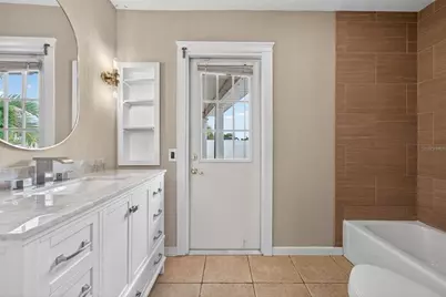2555 Constitution Boulevard, Sarasota, FL 34231 - Photo 31