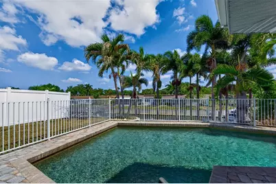 2555 Constitution Boulevard, Sarasota, FL 34231 - Photo 15