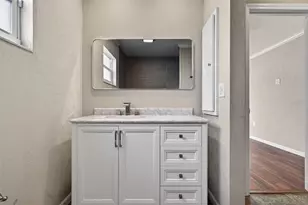 2555 Constitution Blvd, Sarasota, FL 34231 - Photo 23