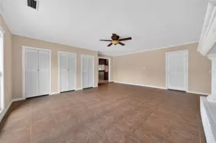2555 Constitution Blvd, Sarasota, FL 34231 - Photo 19