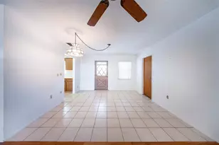 412 62nd St NW, Bradenton, FL 34209 - Photo 5