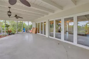 7203 Broughton St, Sarasota, FL 34243 - Photo 21