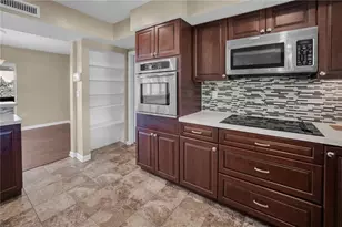 7203 Broughton St, Sarasota, FL 34243 - Photo 7