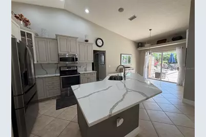 9243 13th Avenue Circle NW, Bradenton, FL 34209 - Photo 5