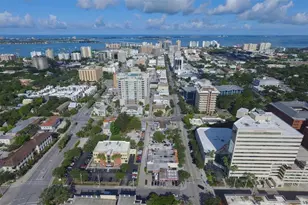 1676 Oak St, Sarasota, FL 34236 - Photo 47