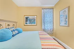1676 Oak St, Sarasota, FL 34236 - Photo 17