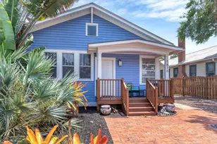 1676 Oak St, Sarasota, FL 34236 - Photo 3