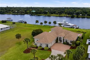 2504 Caloosa Shores Dr, Labelle, FL 33935 - Photo 1