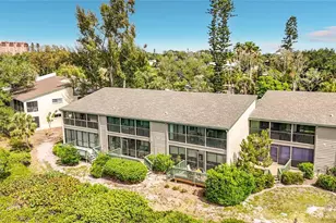1515 Pelican Point Dr, Sarasota, FL 34231 - Photo 51