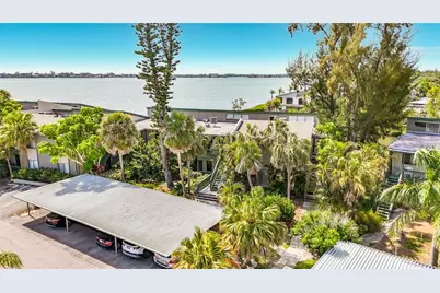 1515 Pelican Point Drive #BA185, Sarasota, FL 34231 - Photo 3