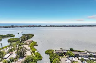 1515 Pelican Point Dr, Sarasota, FL 34231 - Photo 55