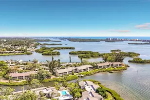 1515 Pelican Point Dr, Sarasota, FL 34231 - Photo 57