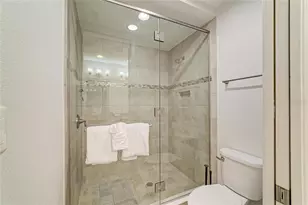 392 Aruba Cir, Bradenton, FL 34209 - Photo 29