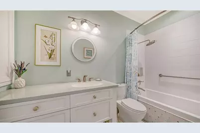 5420 Eagles Point Circle #402, Sarasota, FL 34231 - Photo 29