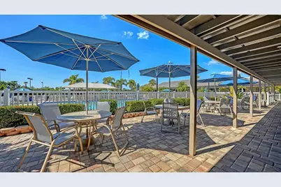 5420 Eagles Point Circle #402, Sarasota, FL 34231 - Photo 31