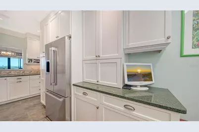 5420 Eagles Point Circle #402, Sarasota, FL 34231 - Photo 19