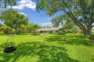 2211 50th St W, Bradenton, FL 34209 - Photo 47