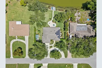 2211 50th Street W, Bradenton, FL 34209 - Photo 7