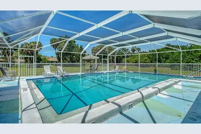 2902 Captiva Gardens Drive #3, Sarasota, FL 34231 - Photo 5