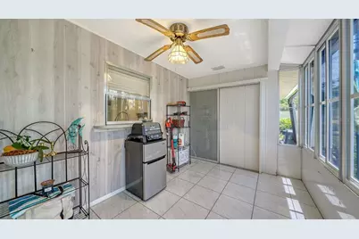 2902 Captiva Gardens Drive #3, Sarasota, FL 34231 - Photo 29