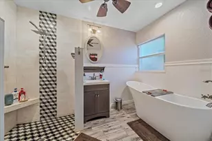 3281 8th St, Sarasota, FL 34237 - Photo 17