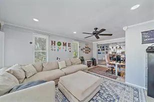 3281 8th St, Sarasota, FL 34237 - Photo 3