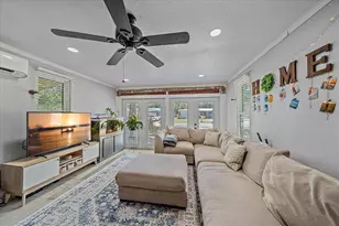 3281 8th St, Sarasota, FL 34237 - Photo 5
