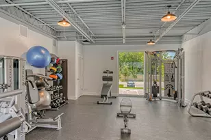 1709 N Tamiami Trl, Sarasota, FL 34234 - Photo 23