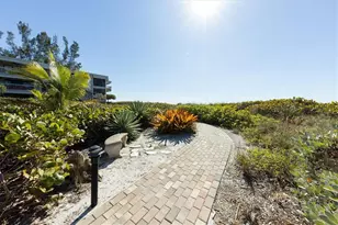 5757 Gulf of Mexico Dr, Longboat Key, FL 34228 - Photo 33