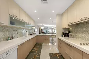 5757 Gulf of Mexico Dr, Longboat Key, FL 34228 - Photo 9
